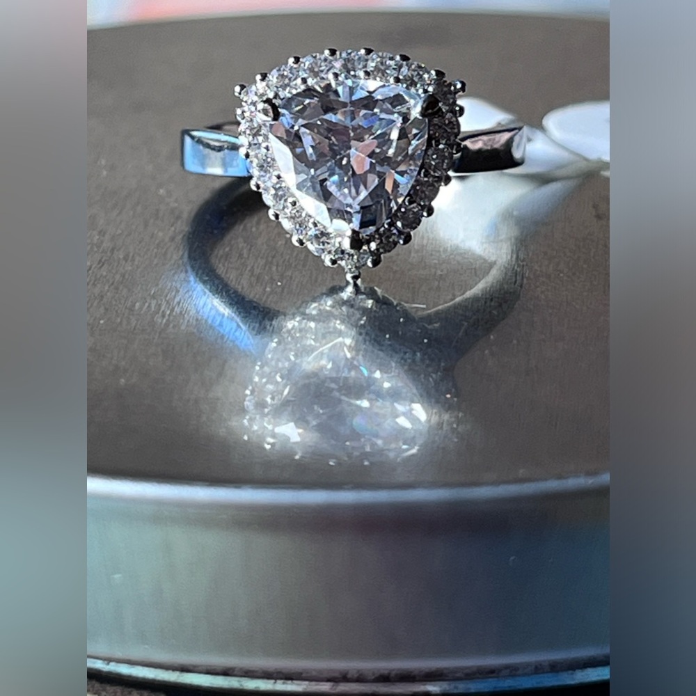 💍 🕯️💍DIAMOND CANDLE RING 🕯️💍🕯️ NWT 💍🕯️💍 - Picture 11 of 16